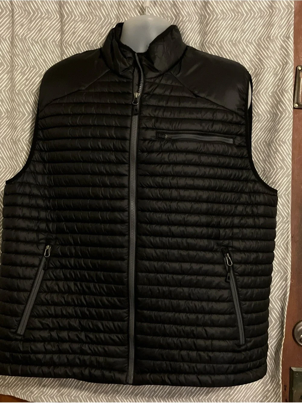 orvis vest xxl puffer black mens